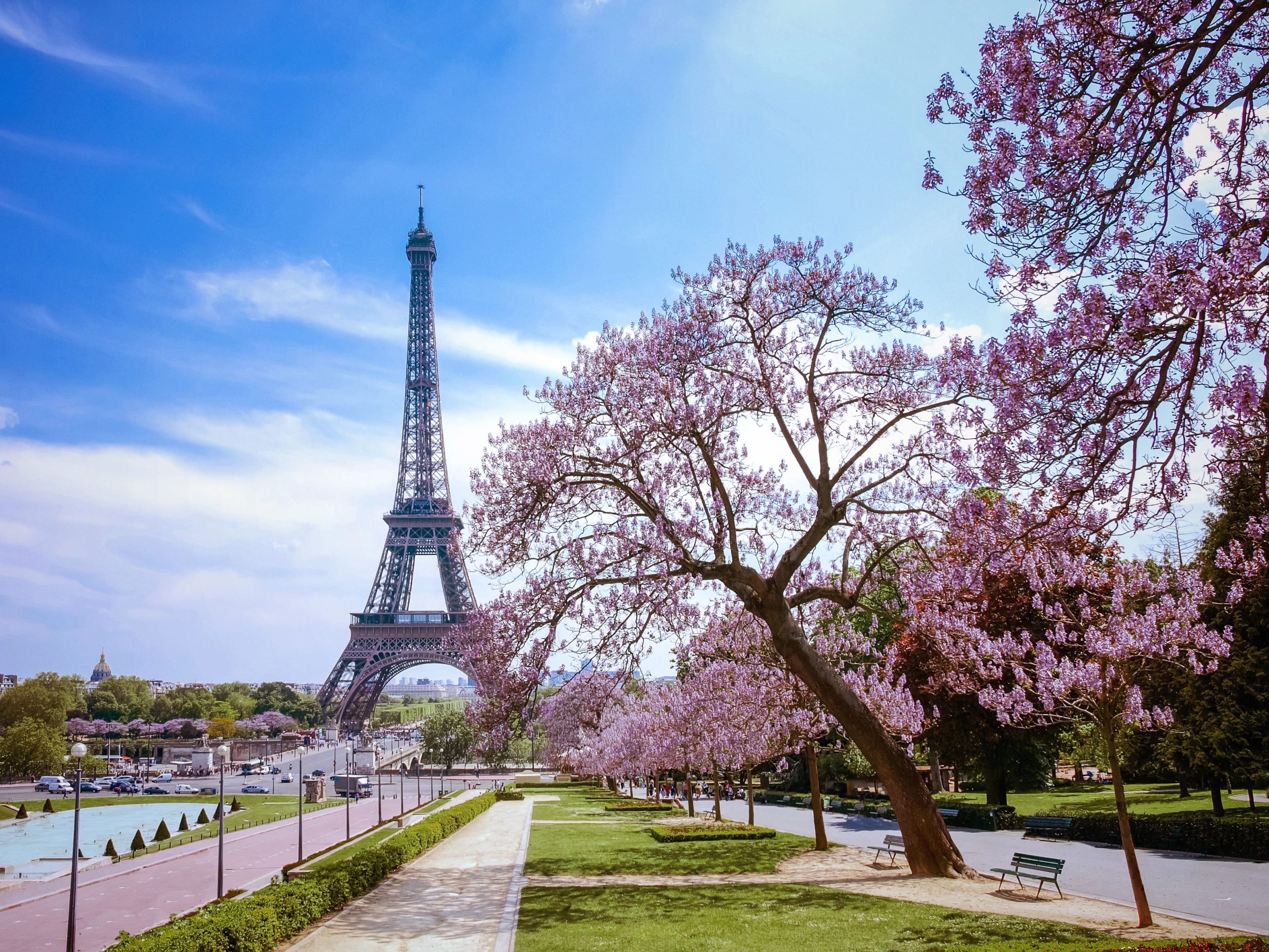 City-Escapes_Impressions of the Seine and Paris_HERO_Paris_